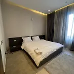 Garden Haven -Serene Modern Stay