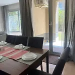 Garden Haven -Serene Modern Stay