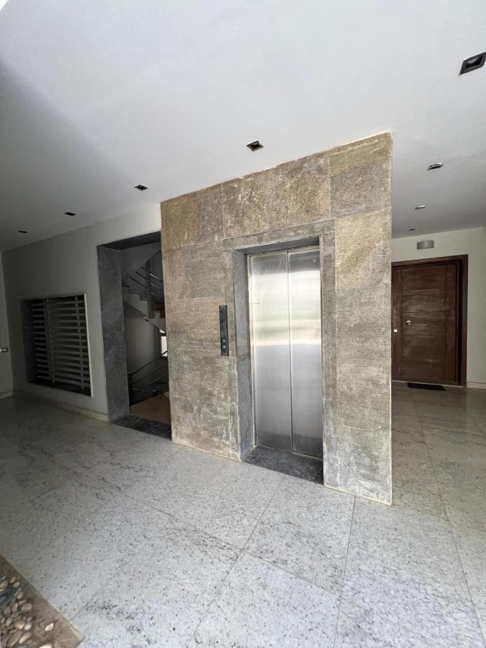 Garden Haven -serene Modern Apartment Cairo