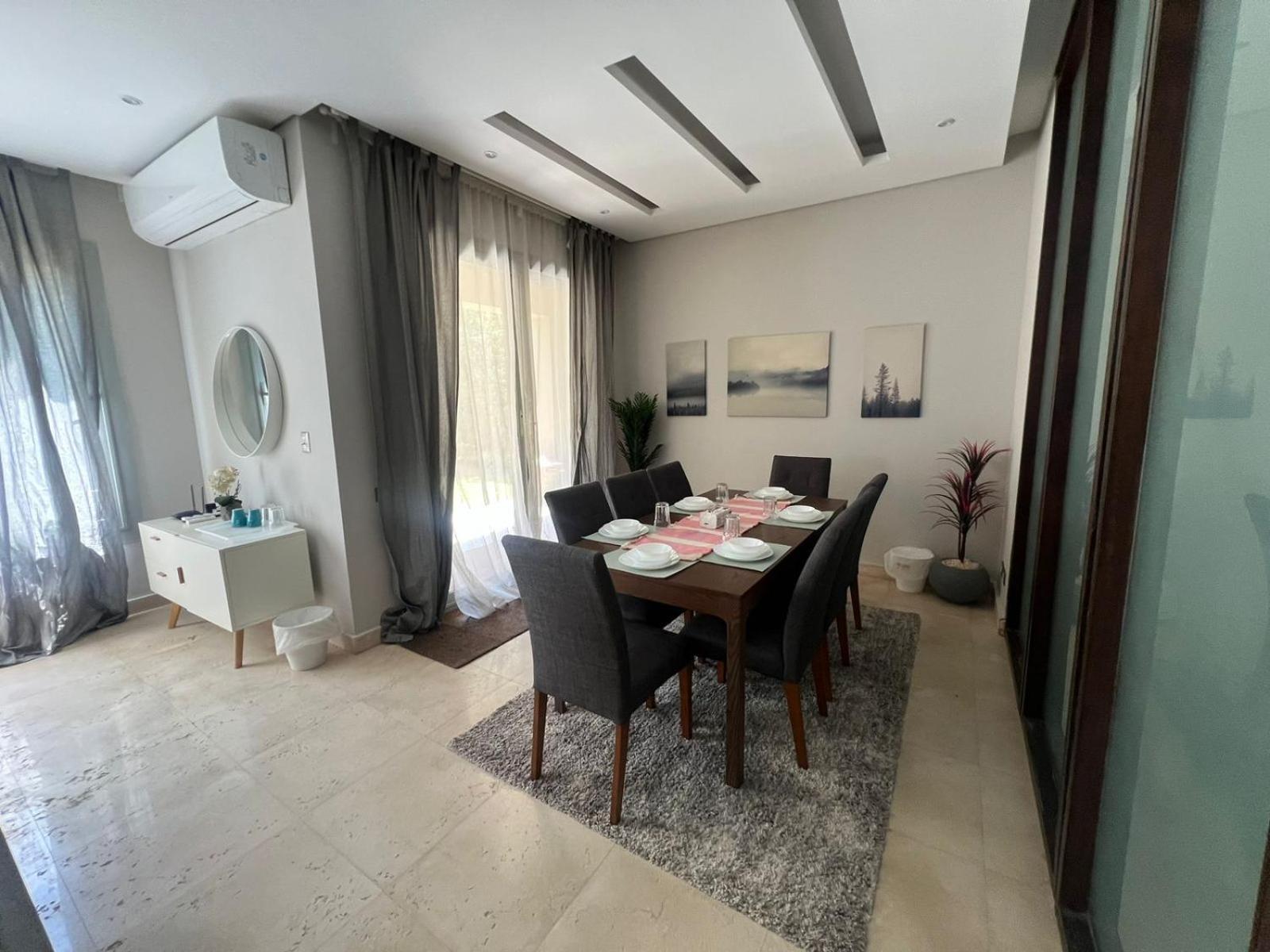 Garden Haven -serene Modern Cairo