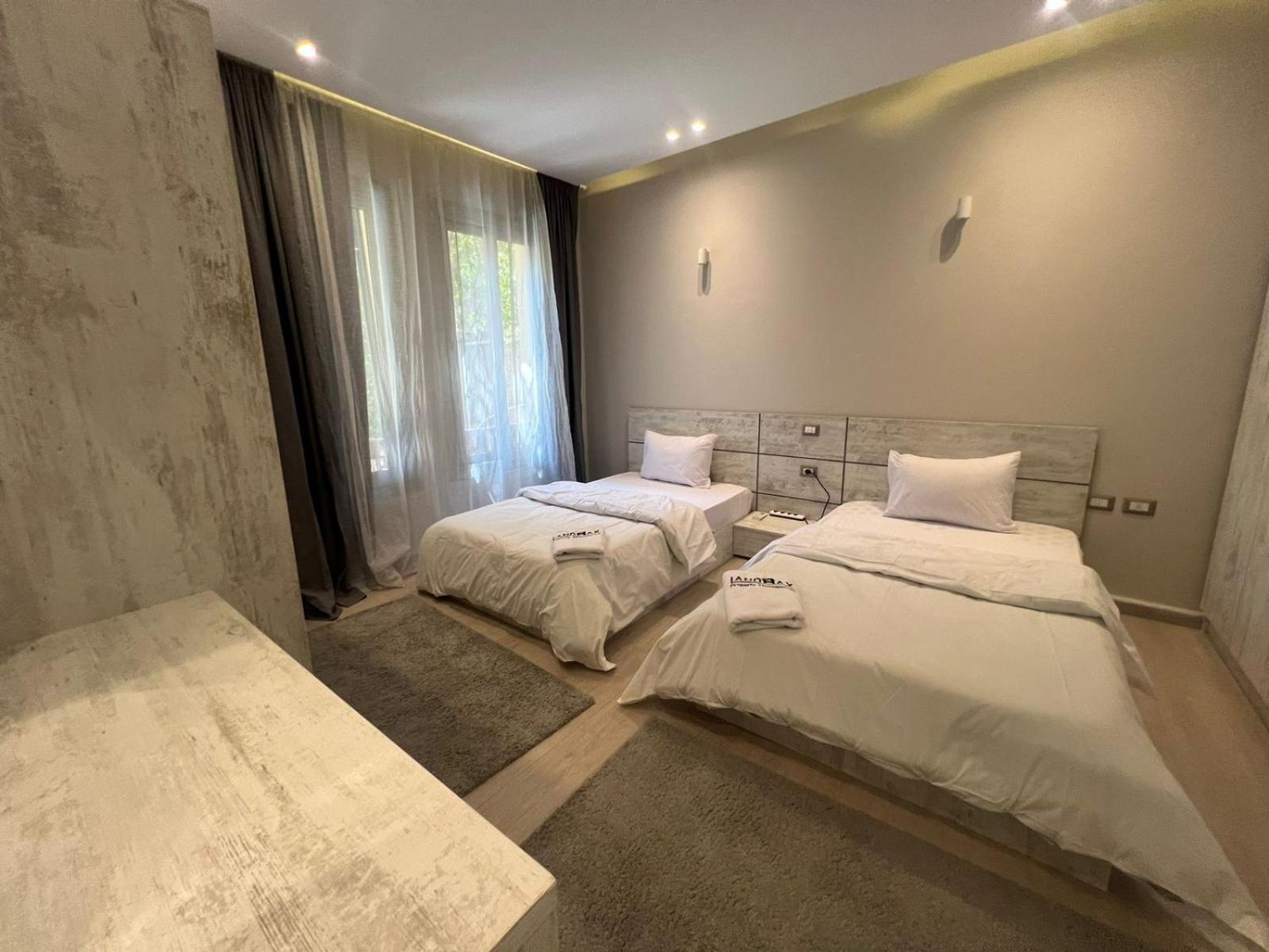 Garden Haven -serene Modern Apartment Cairo