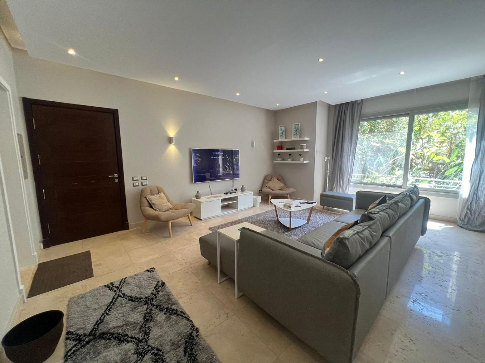 Garden Haven -serene Modern Apartment *