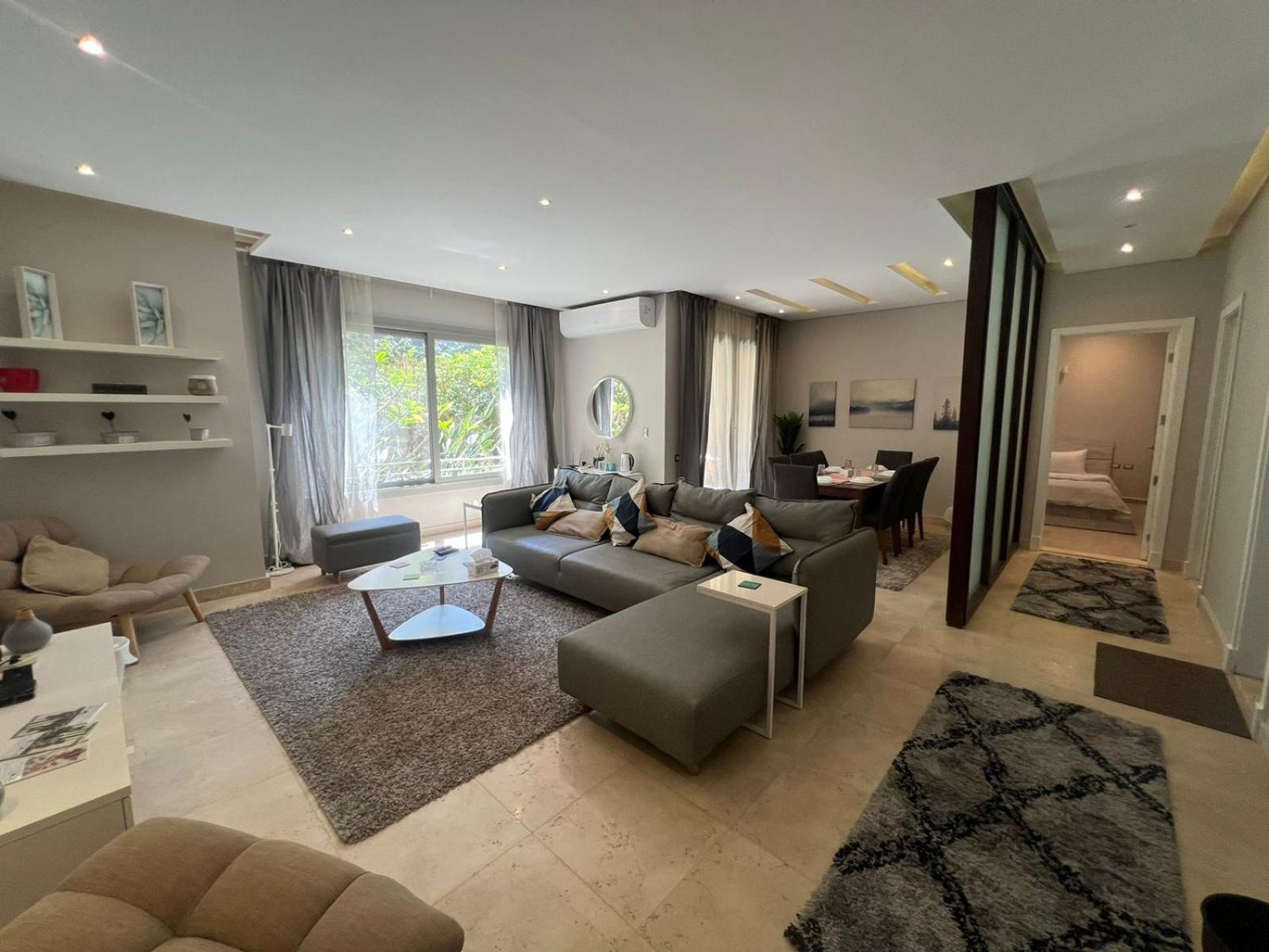 Apartment Garden Haven -serene Modern *